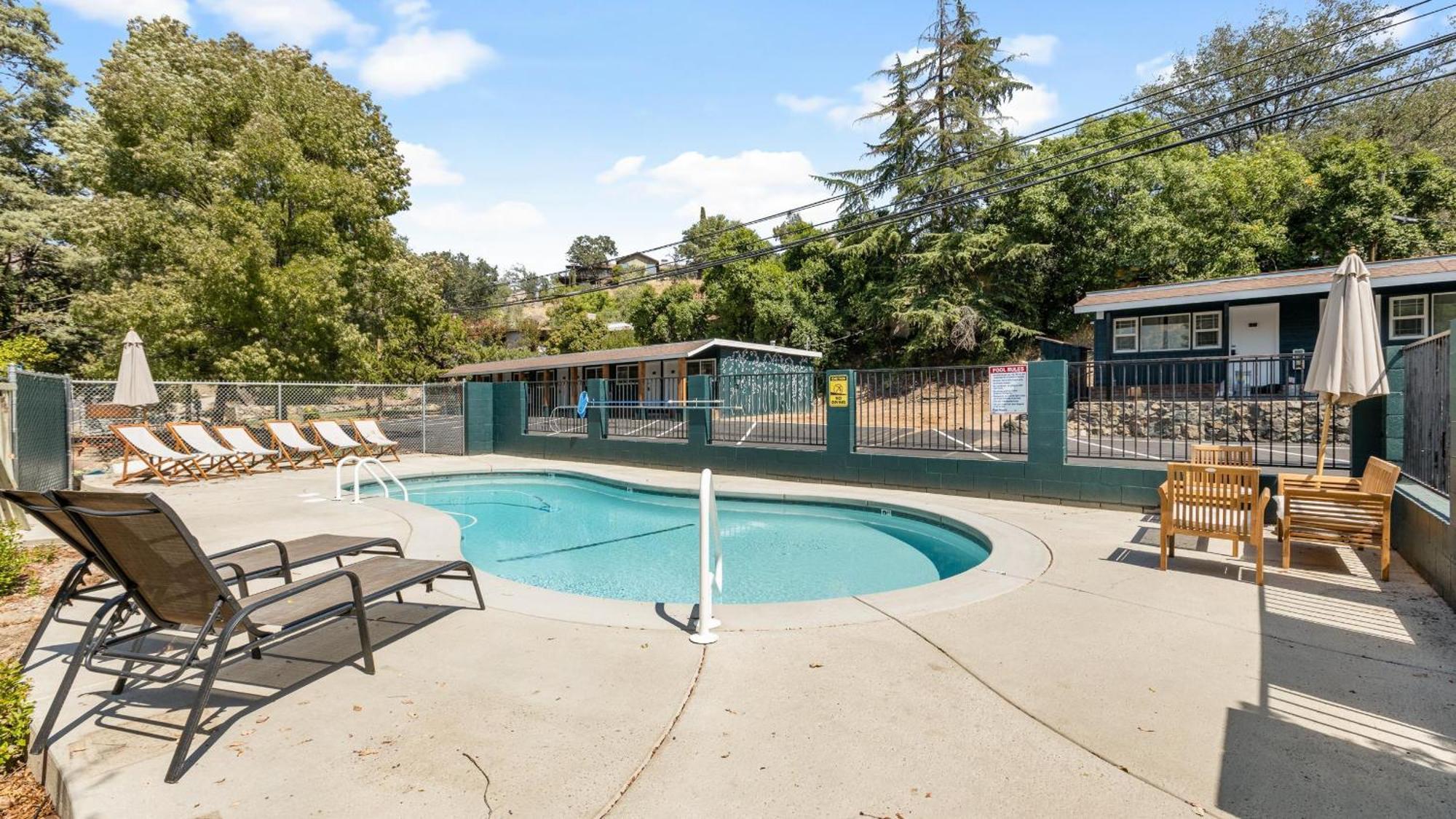 The Rae | Sequoia Motel Rm 5 Three Rivers Εξωτερικό φωτογραφία